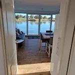 Hausboot Auf Dem Wangermeer *