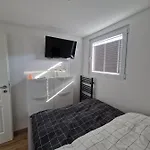 Hotel en barco Hausboot Auf Dem Wangermeer *