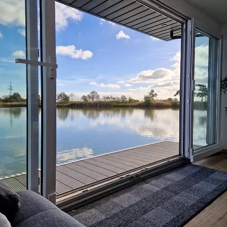 Hausboot Auf Dem Wangermeer Bådhotel