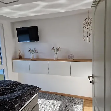 Hausboot Auf Dem Wangermeer Bådhotel